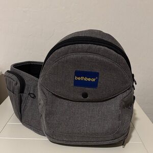 Bethbear Gray Baby Hip Carrier